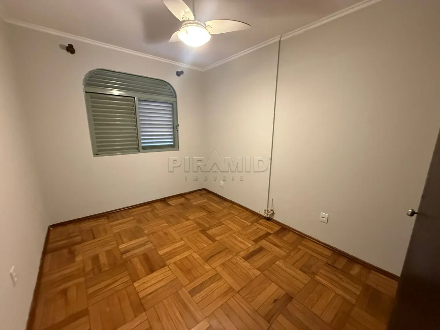 Alugar Apartamento / Padr&atilde;o em Ribeir&atilde;o Preto R$ 1.420,00 - Foto 19