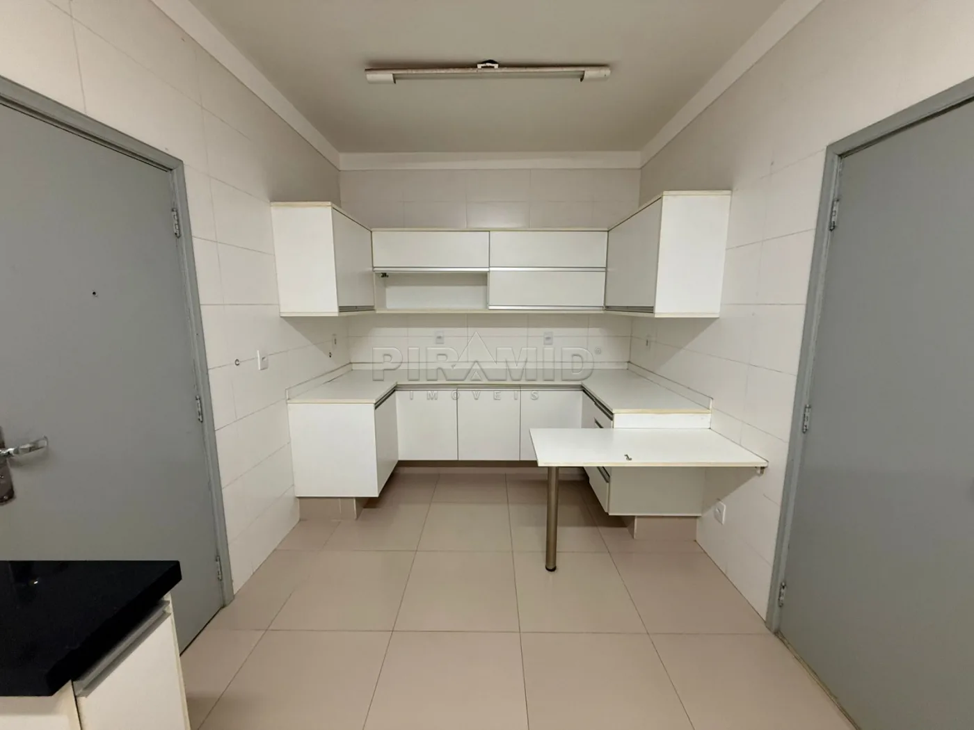 Alugar Apartamento / Padr&atilde;o em Ribeir&atilde;o Preto R$ 1.420,00 - Foto 21