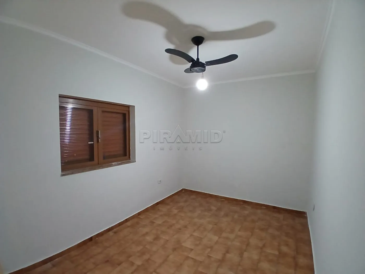 Alugar Casa / Padr&atilde;o em Ribeir&atilde;o Preto R$ 3.650,00 - Foto 10