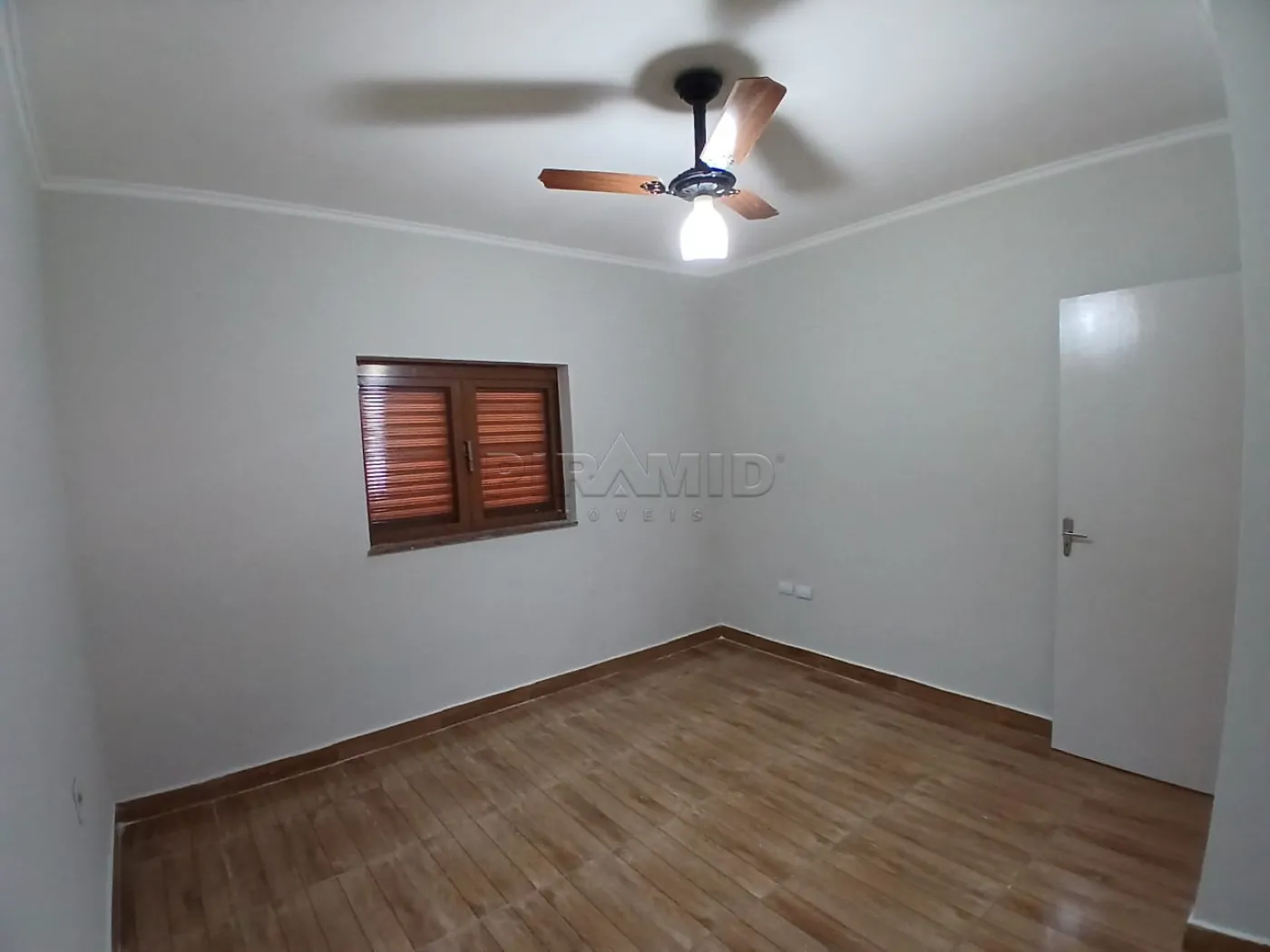 Alugar Casa / Padr&atilde;o em Ribeir&atilde;o Preto R$ 3.650,00 - Foto 16