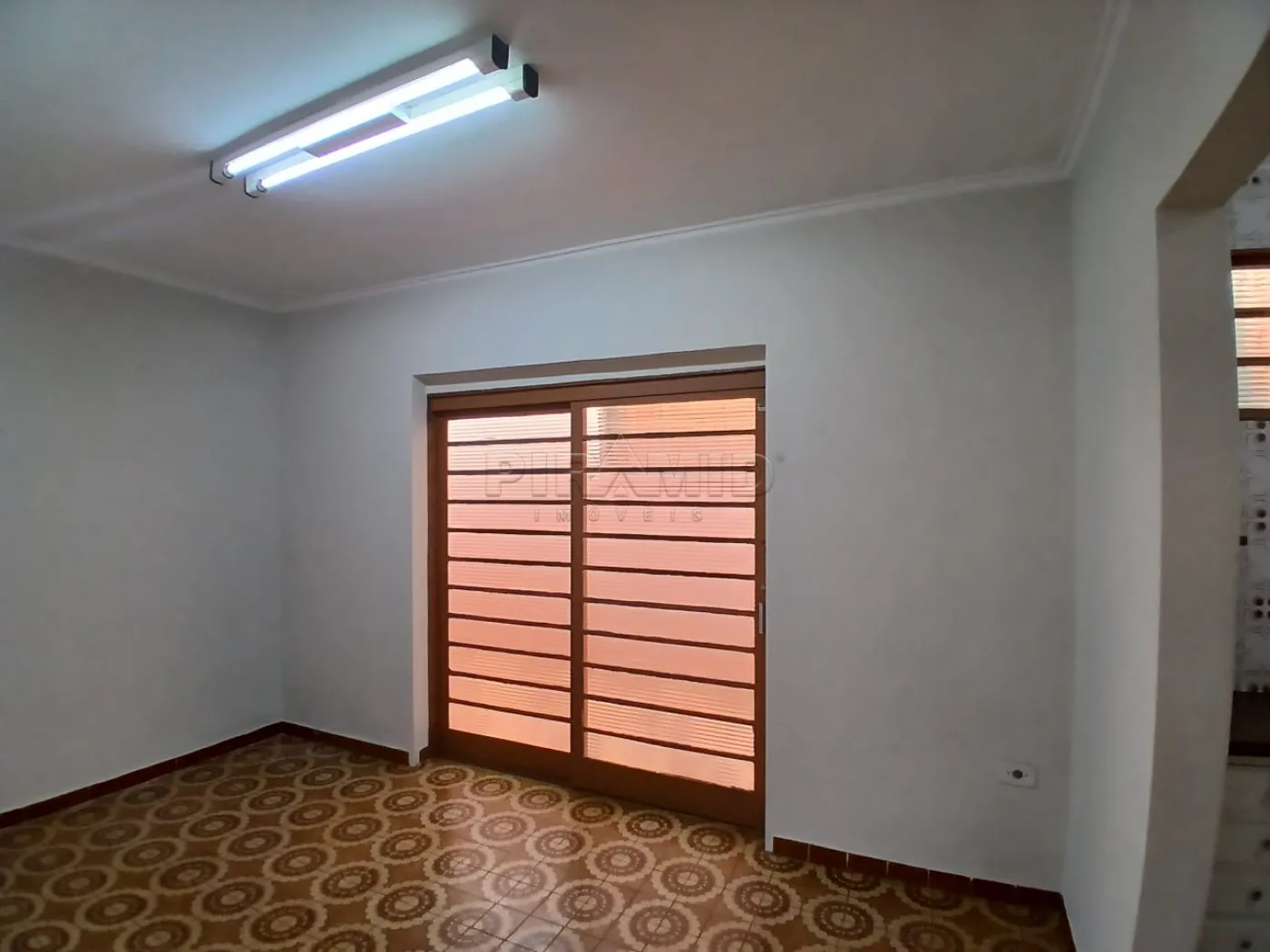 Alugar Casa / Padr&atilde;o em Ribeir&atilde;o Preto R$ 3.650,00 - Foto 17
