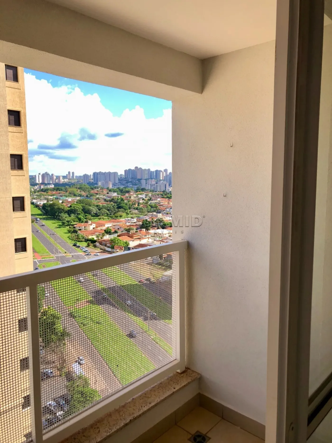 Alugar Apartamento / Padr&atilde;o em Ribeir&atilde;o Preto R$ 3.500,00 - Foto 3