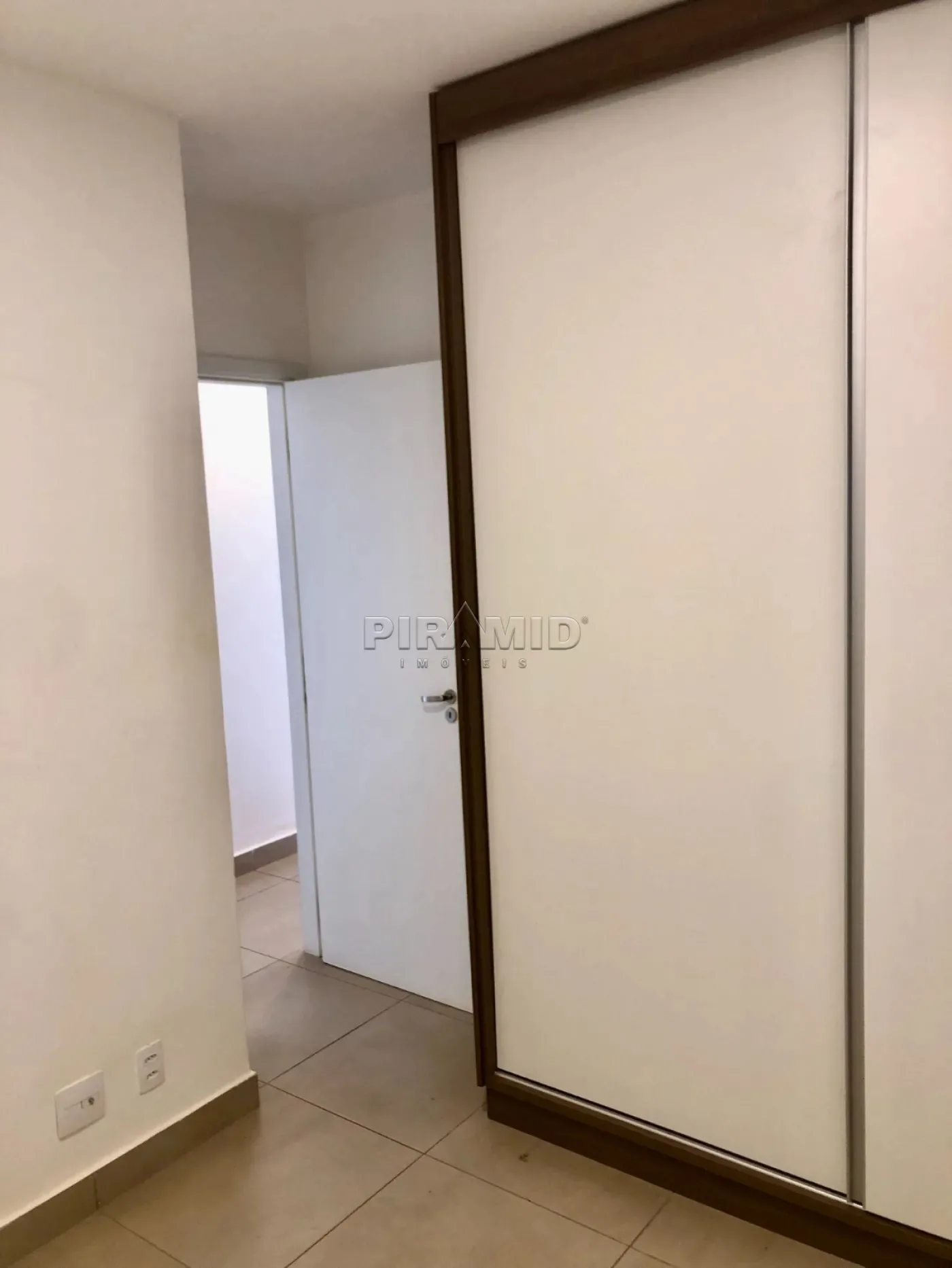 Alugar Apartamento / Padr&atilde;o em Ribeir&atilde;o Preto R$ 3.500,00 - Foto 11
