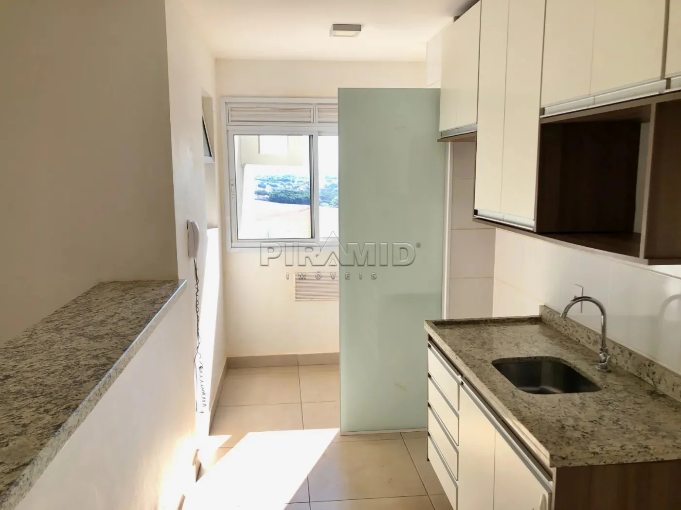 Alugar Apartamento / Padr&atilde;o em Ribeir&atilde;o Preto R$ 3.500,00 - Foto 14