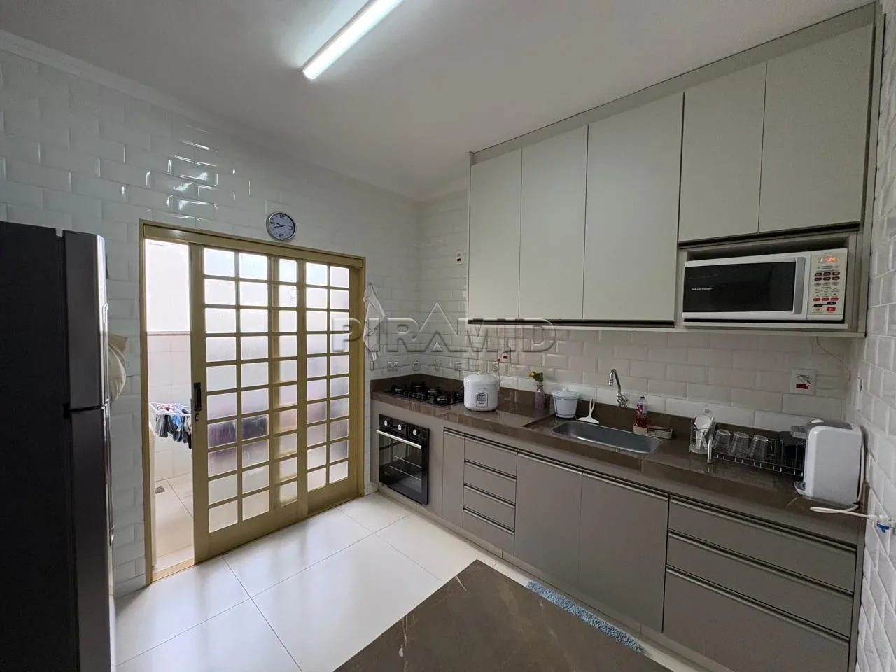 Alugar Apartamento / Padr&atilde;o em Ribeir&atilde;o Preto R$ 2.750,00 - Foto 18