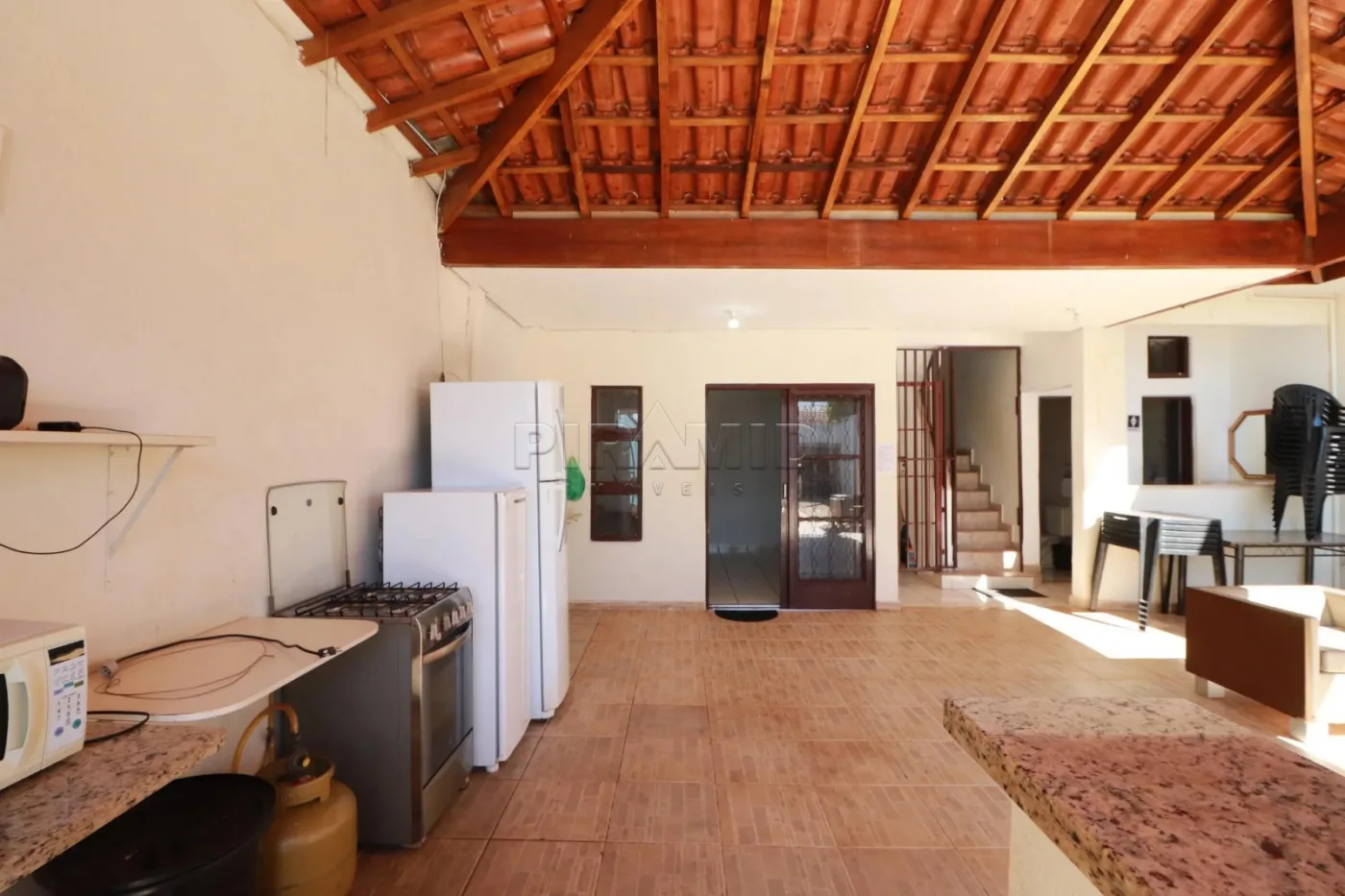 Alugar Casa / Padr&atilde;o em Ribeir&atilde;o Preto R$ 3.000,00 - Foto 5