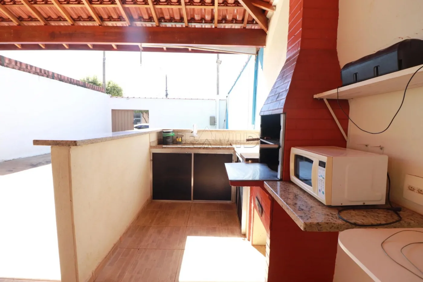 Alugar Casa / Padr&atilde;o em Ribeir&atilde;o Preto R$ 3.000,00 - Foto 7