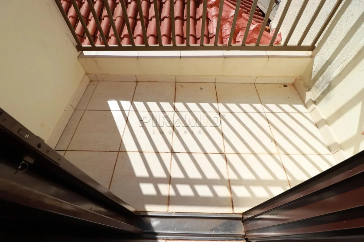 Alugar Casa / Padr&atilde;o em Ribeir&atilde;o Preto R$ 3.000,00 - Foto 17