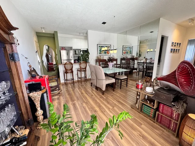 Alugar Apartamento / Padr&atilde;o em Ribeir&atilde;o Preto R$ 2.000,00 - Foto 13