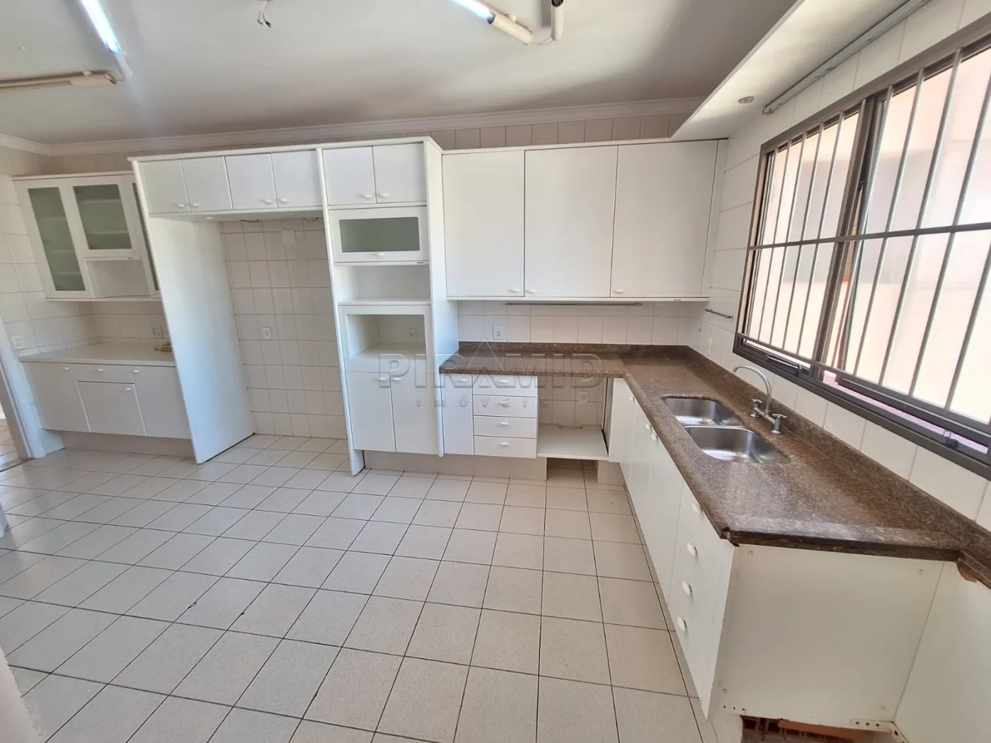 Alugar Apartamento / Padr&atilde;o em Ribeir&atilde;o Preto R$ 5.700,00 - Foto 31
