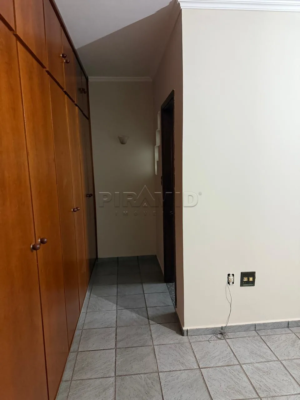 Alugar Casa / Padr&atilde;o em Ribeir&atilde;o Preto R$ 7.000,00 - Foto 6