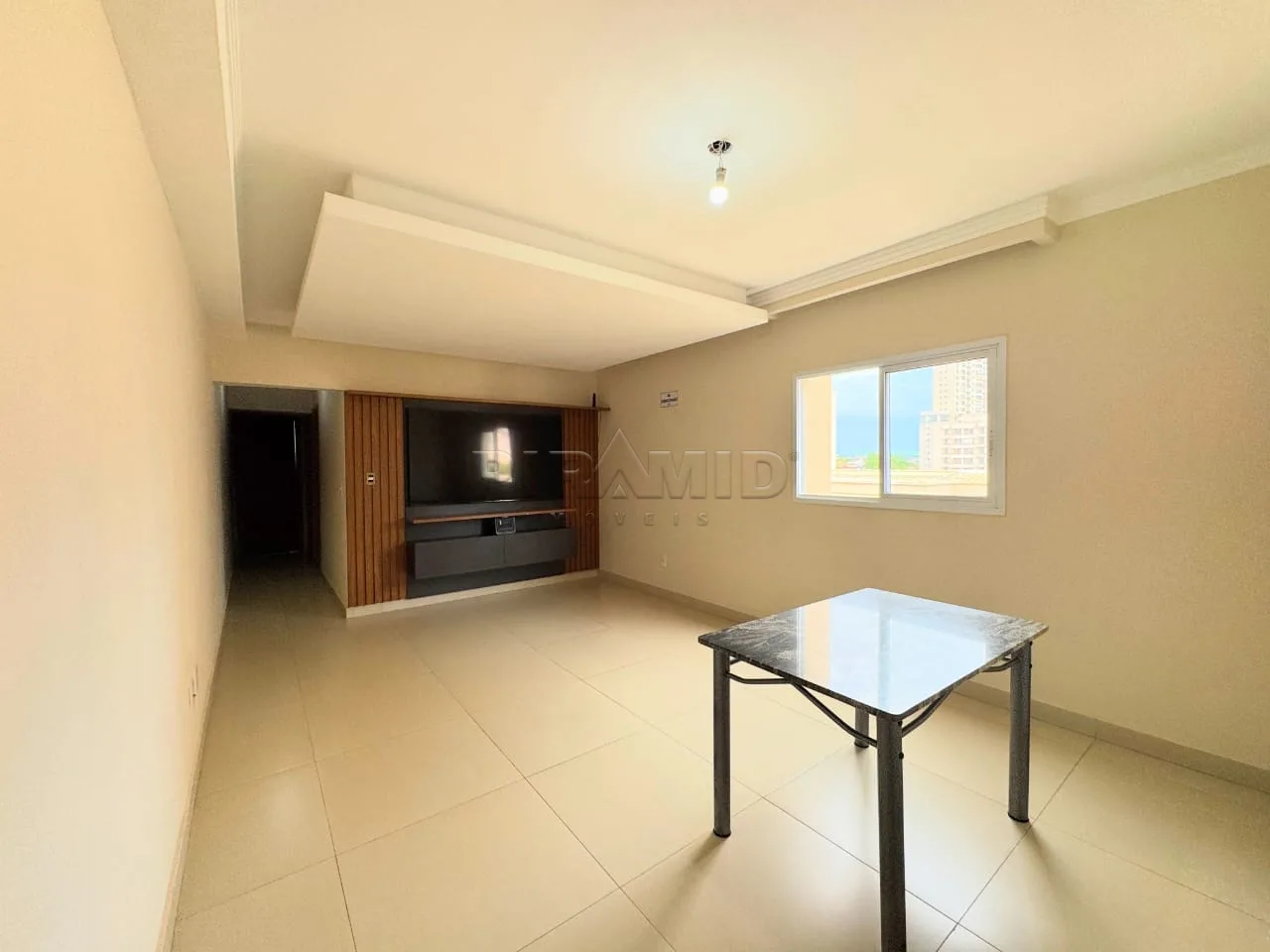 Alugar Apartamento / Padr&atilde;o em Ribeir&atilde;o Preto R$ 2.200,00 - Foto 1