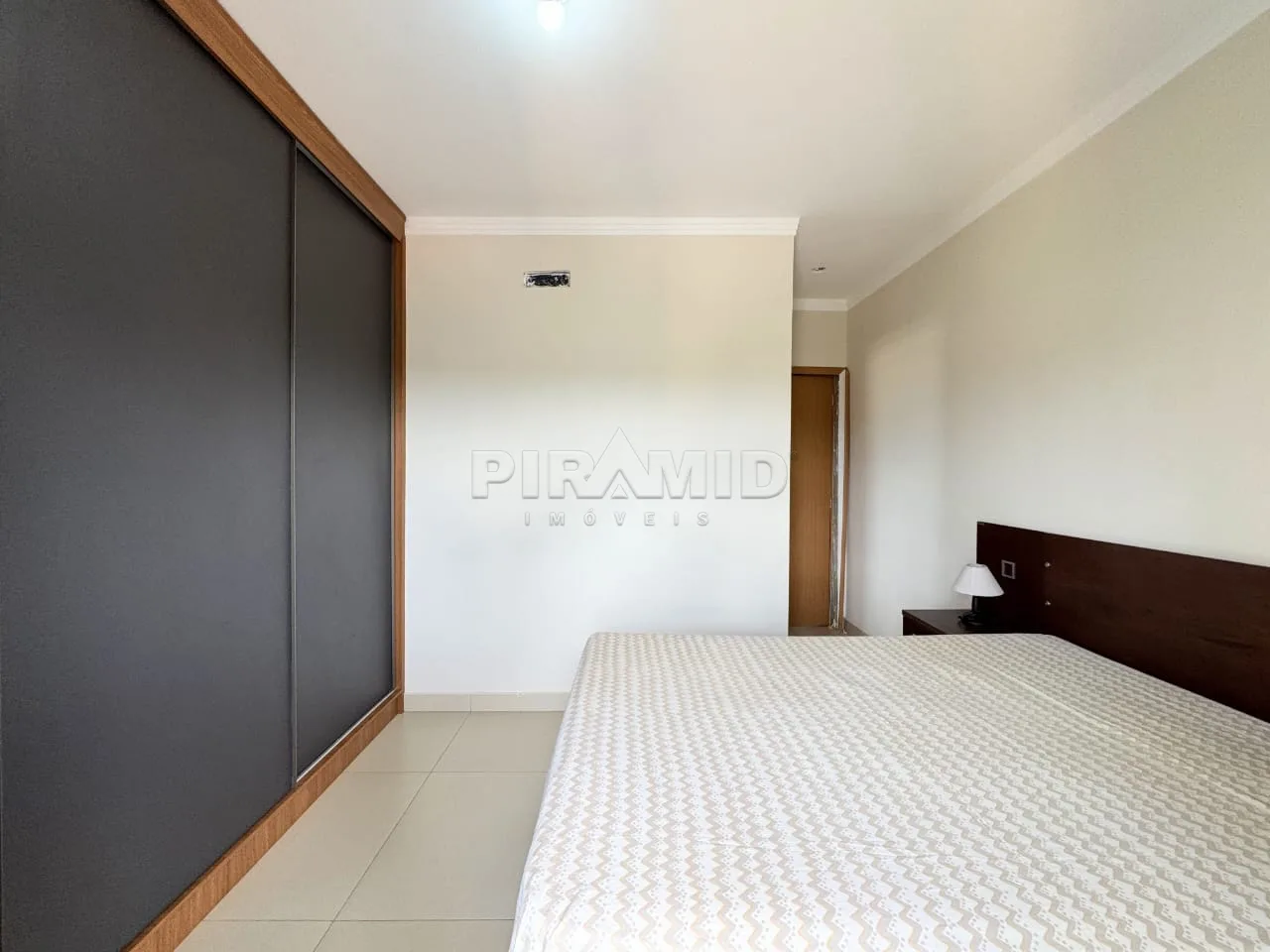 Alugar Apartamento / Padr&atilde;o em Ribeir&atilde;o Preto R$ 2.200,00 - Foto 19