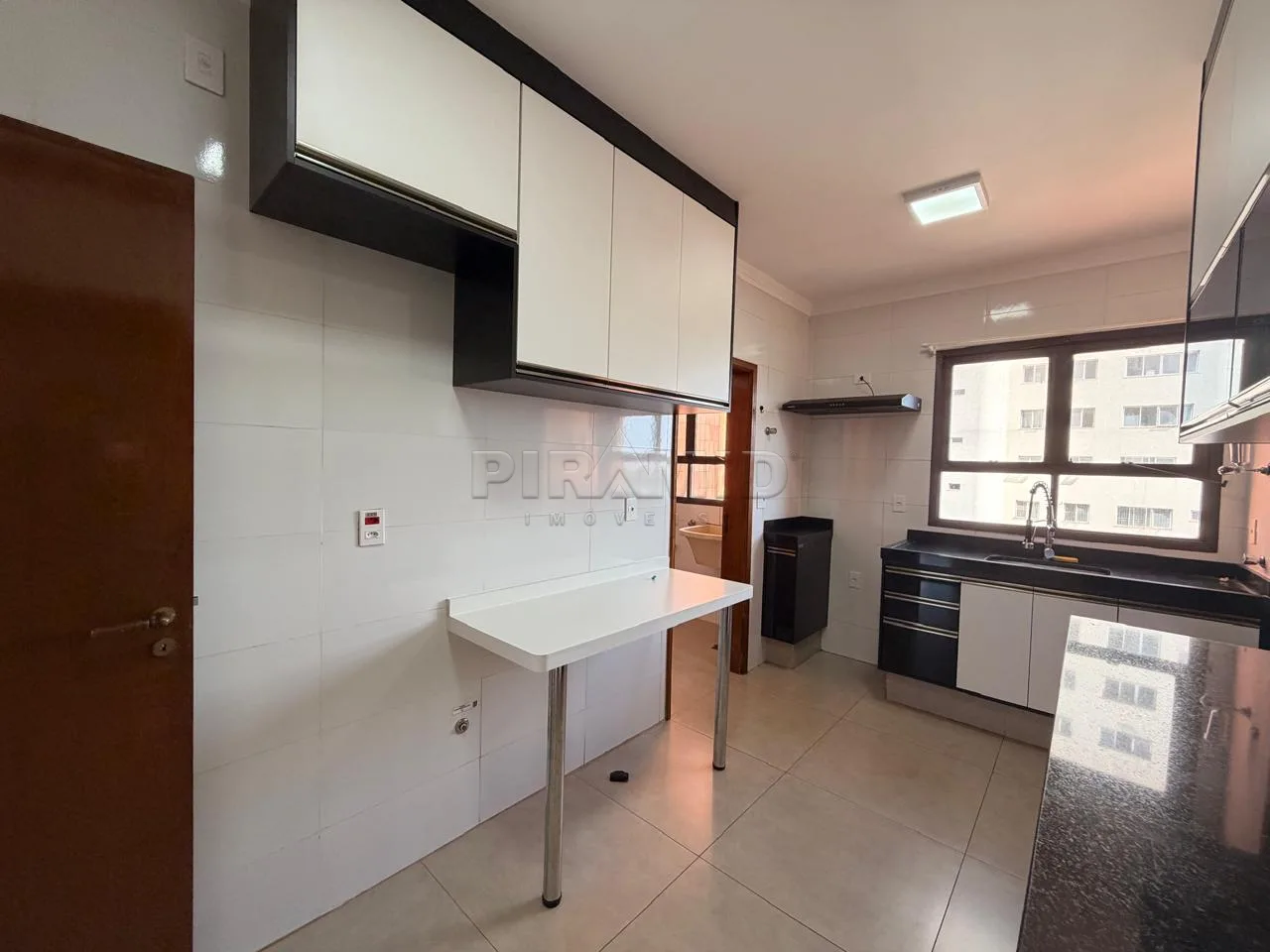 Alugar Apartamento / Padr&atilde;o em Ribeir&atilde;o Preto R$ 2.300,00 - Foto 12