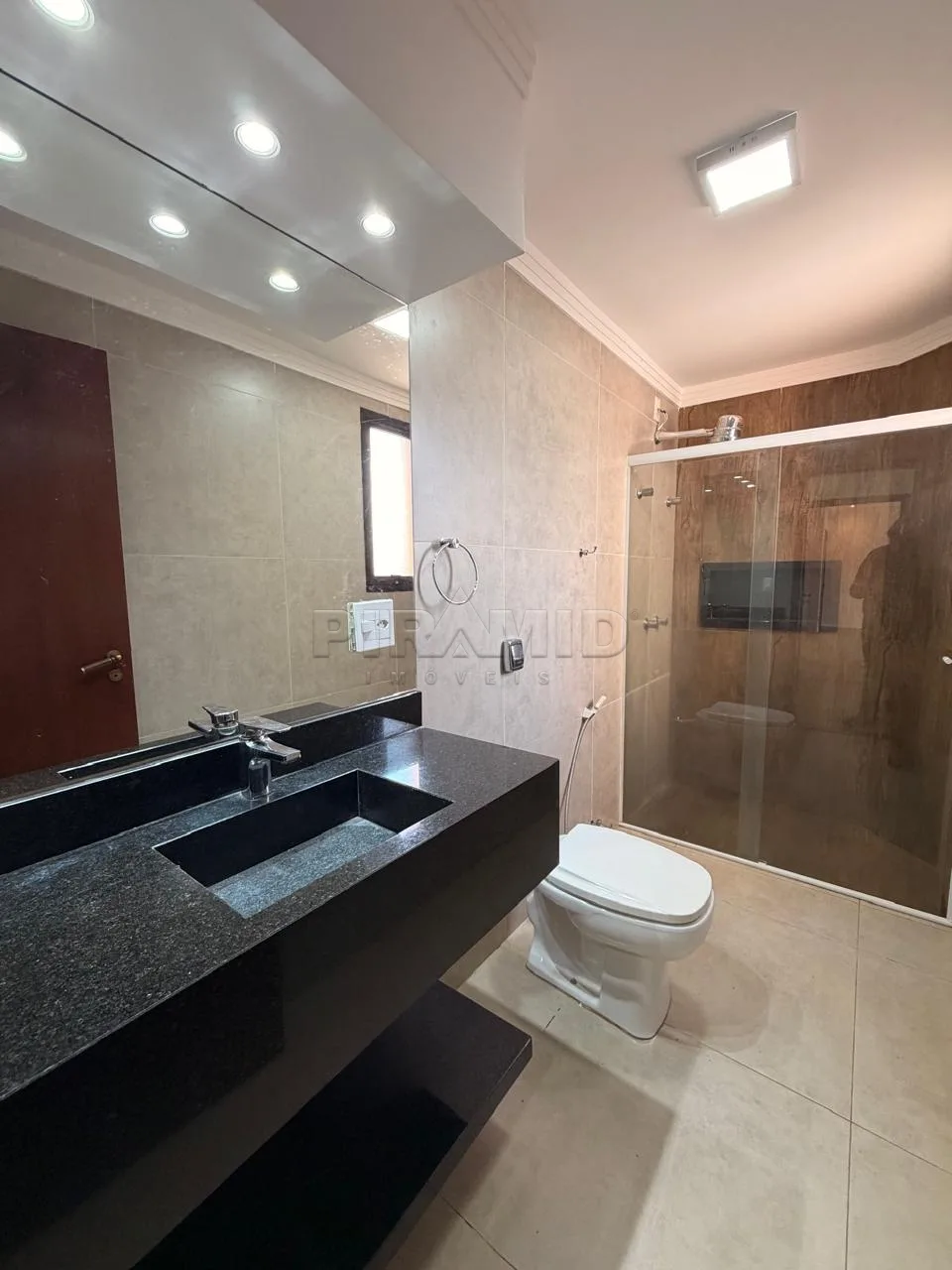 Alugar Apartamento / Padr&atilde;o em Ribeir&atilde;o Preto R$ 2.300,00 - Foto 19