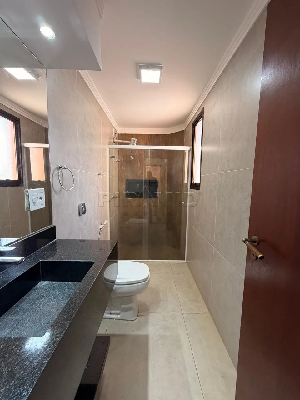 Alugar Apartamento / Padr&atilde;o em Ribeir&atilde;o Preto R$ 2.300,00 - Foto 20
