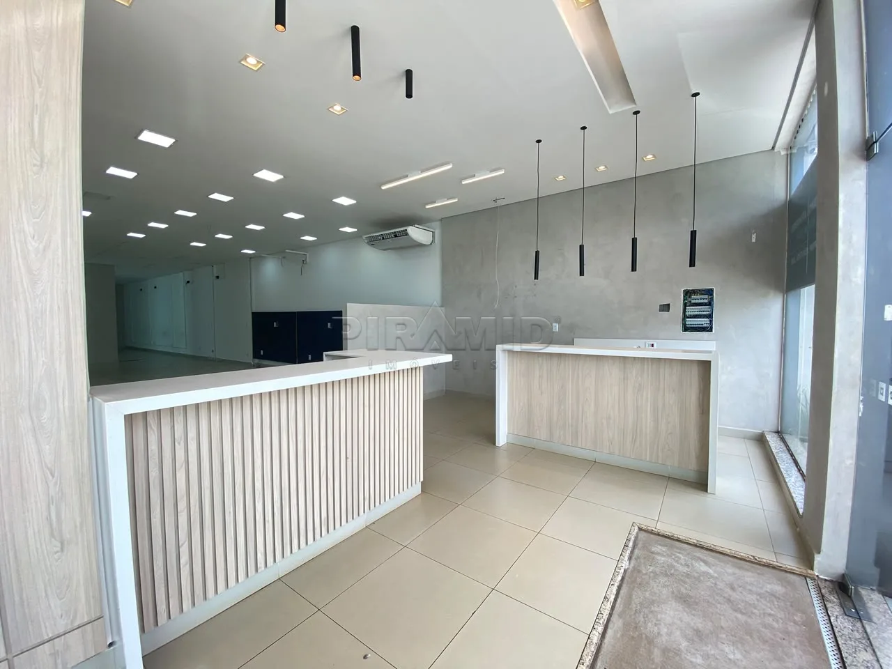 Alugar Comercial / Sal&atilde;o em Ribeir&atilde;o Preto R$ 20.000,00 - Foto 1