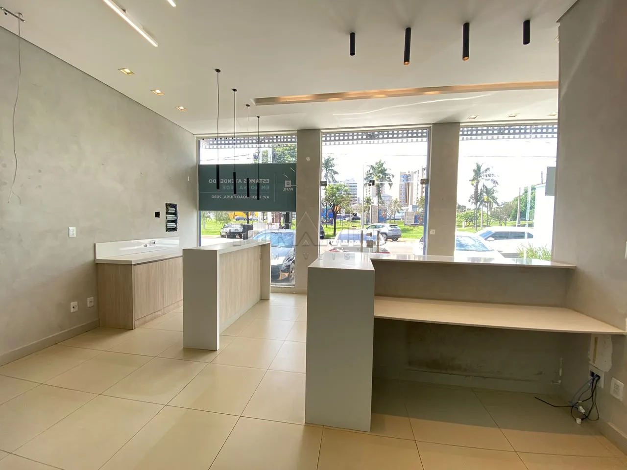Alugar Comercial / Sal&atilde;o em Ribeir&atilde;o Preto R$ 20.000,00 - Foto 2