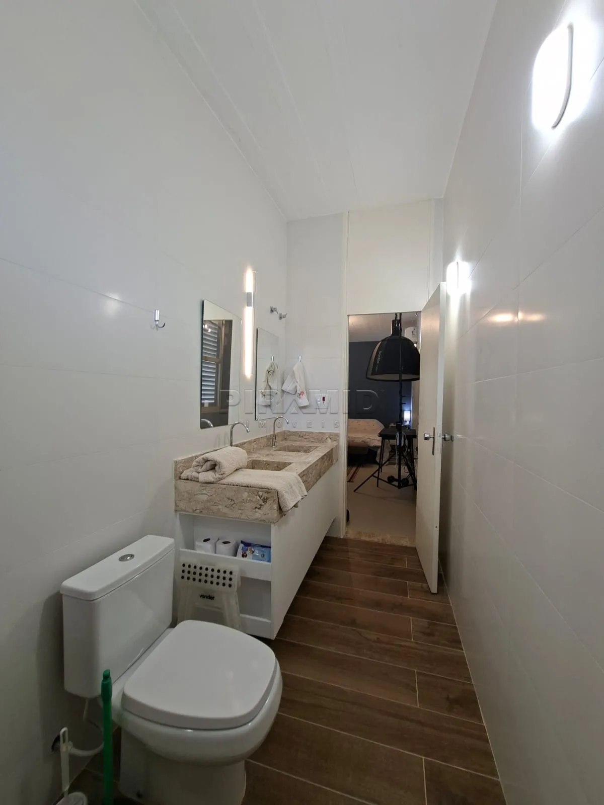 Alugar Casa / Padr&atilde;o em Ribeir&atilde;o Preto R$ 1.800,00 - Foto 19