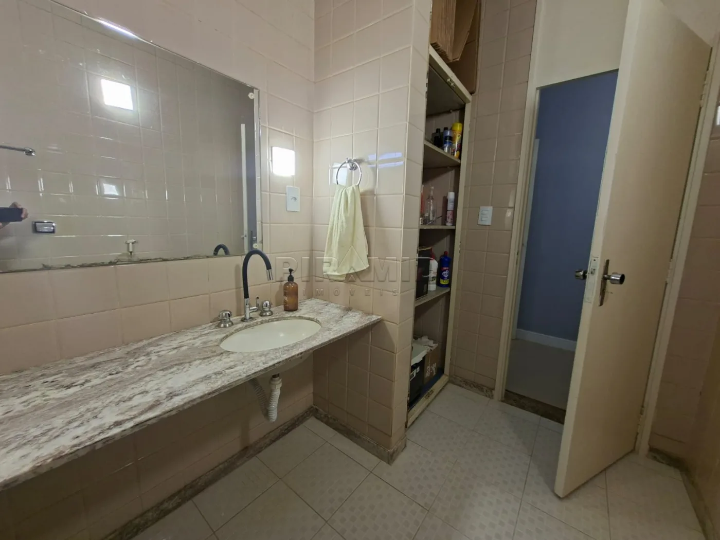 Alugar Casa / Padr&atilde;o em Ribeir&atilde;o Preto R$ 1.800,00 - Foto 22
