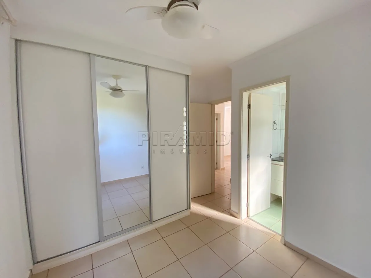 Alugar Apartamento / Padr&atilde;o em Ribeir&atilde;o Preto R$ 1.700,00 - Foto 5