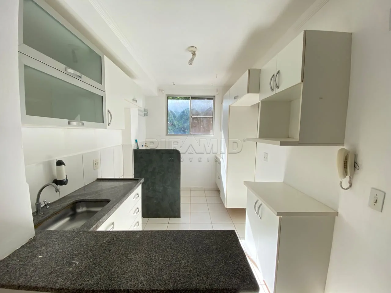 Alugar Apartamento / Padr&atilde;o em Ribeir&atilde;o Preto R$ 1.700,00 - Foto 9