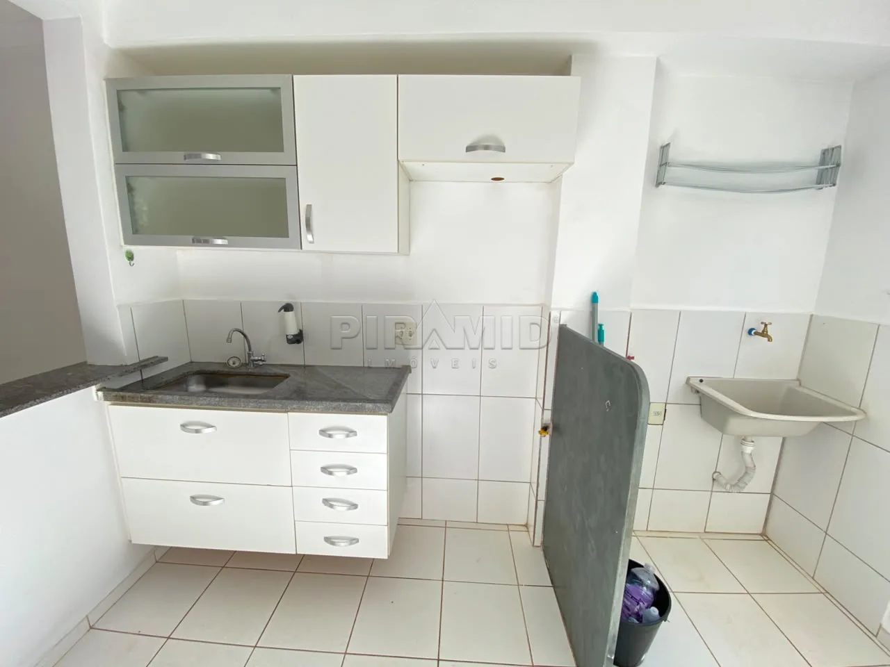 Alugar Apartamento / Padr&atilde;o em Ribeir&atilde;o Preto R$ 1.700,00 - Foto 11