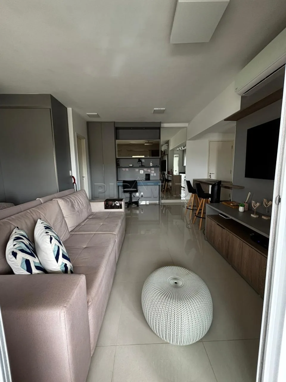 Alugar Apartamento / Padr&atilde;o em Ribeir&atilde;o Preto R$ 2.500,00 - Foto 2