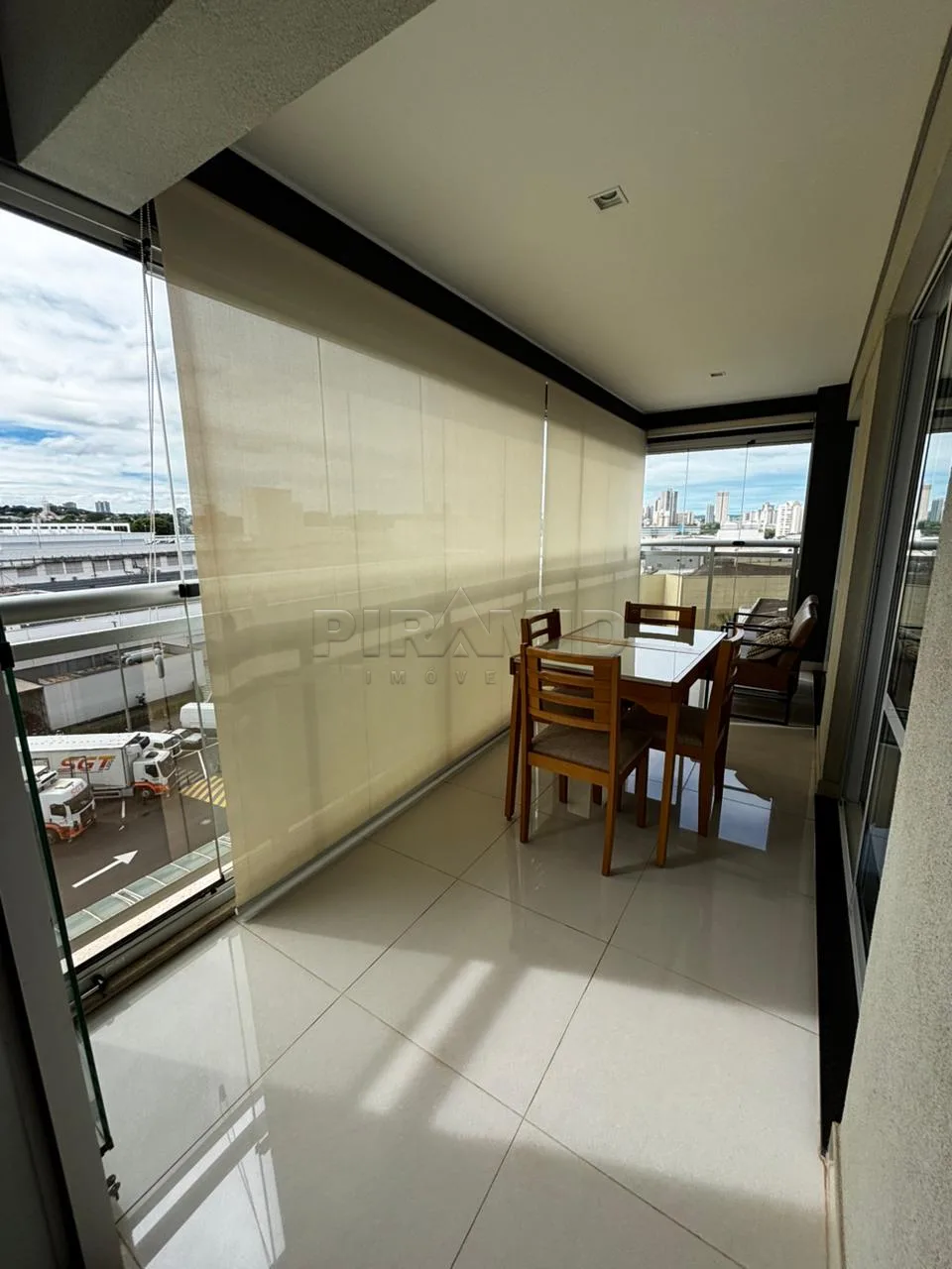 Alugar Apartamento / Padr&atilde;o em Ribeir&atilde;o Preto R$ 2.500,00 - Foto 5