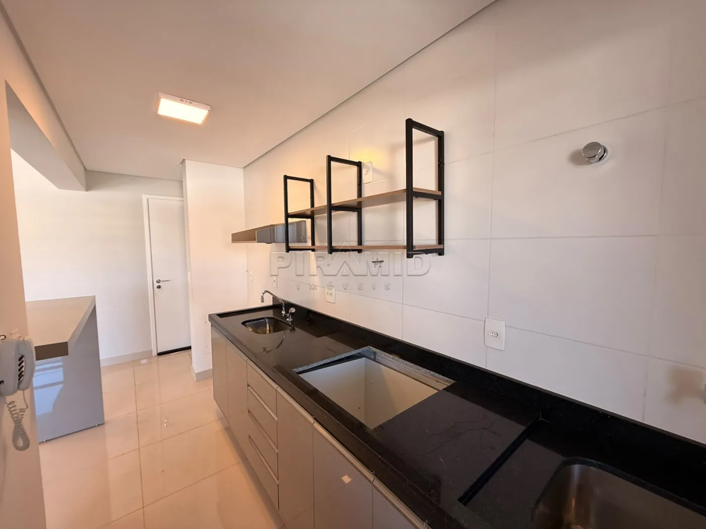 Alugar Apartamento / Padr&atilde;o em Ribeir&atilde;o Preto R$ 2.200,00 - Foto 9