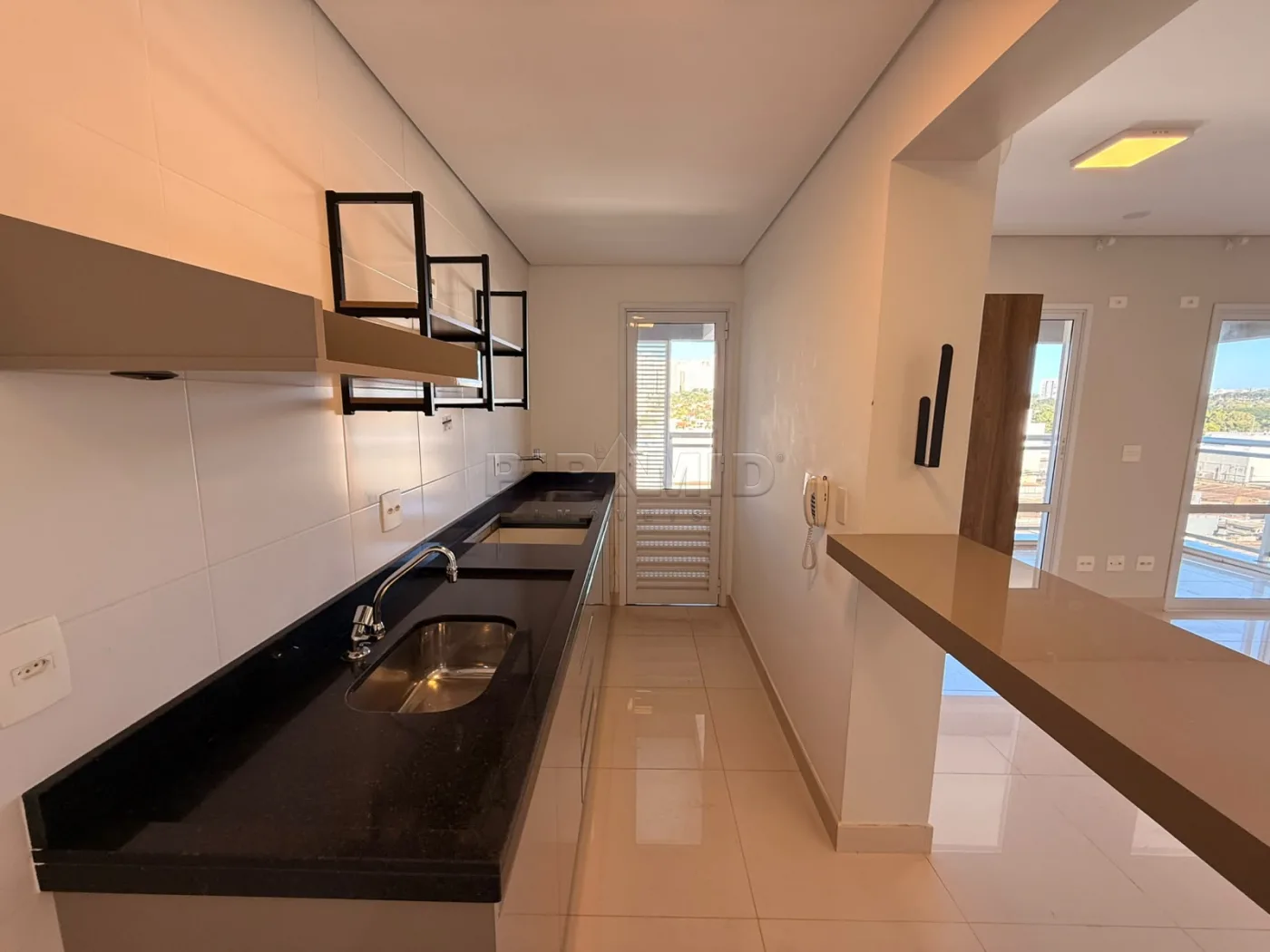 Alugar Apartamento / Padr&atilde;o em Ribeir&atilde;o Preto R$ 2.200,00 - Foto 11