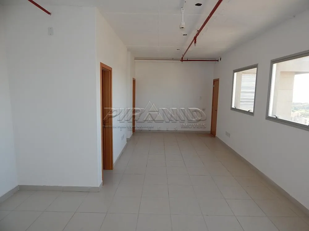 Alugar Comercial / Sala em Ribeir&atilde;o Preto R$ 2.500,00 - Foto 1