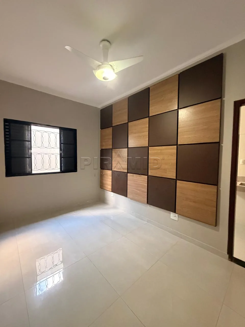 Comprar Casa / Padr&atilde;o em Ribeir&atilde;o Preto R$ 550.000,00 - Foto 14