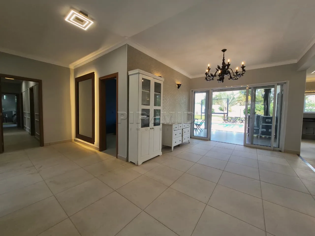 Alugar Casa / Padr&atilde;o em Ribeir&atilde;o Preto R$ 11.000,00 - Foto 4