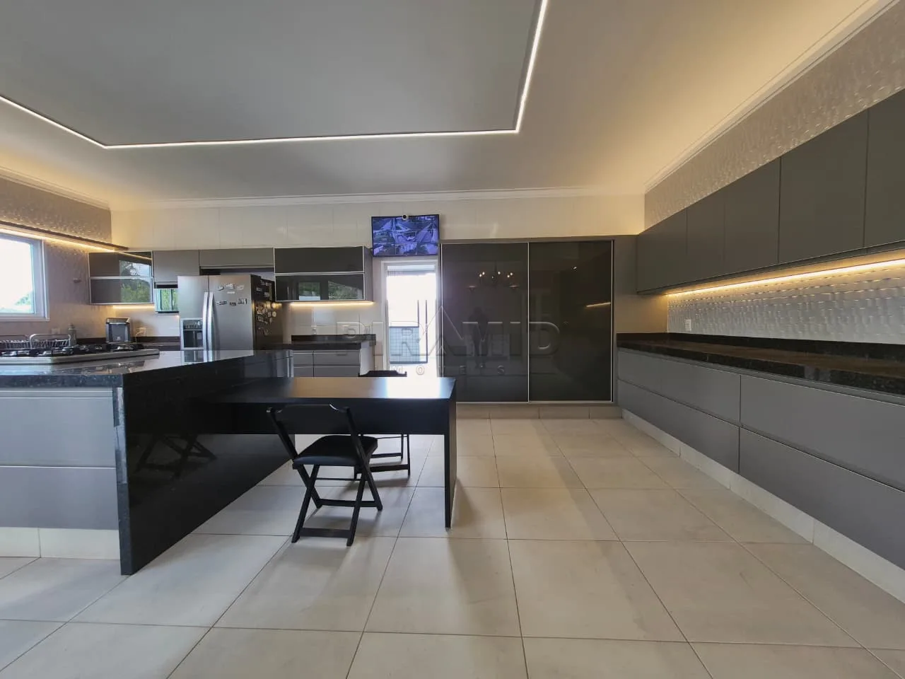 Alugar Casa / Padr&atilde;o em Ribeir&atilde;o Preto R$ 11.000,00 - Foto 8