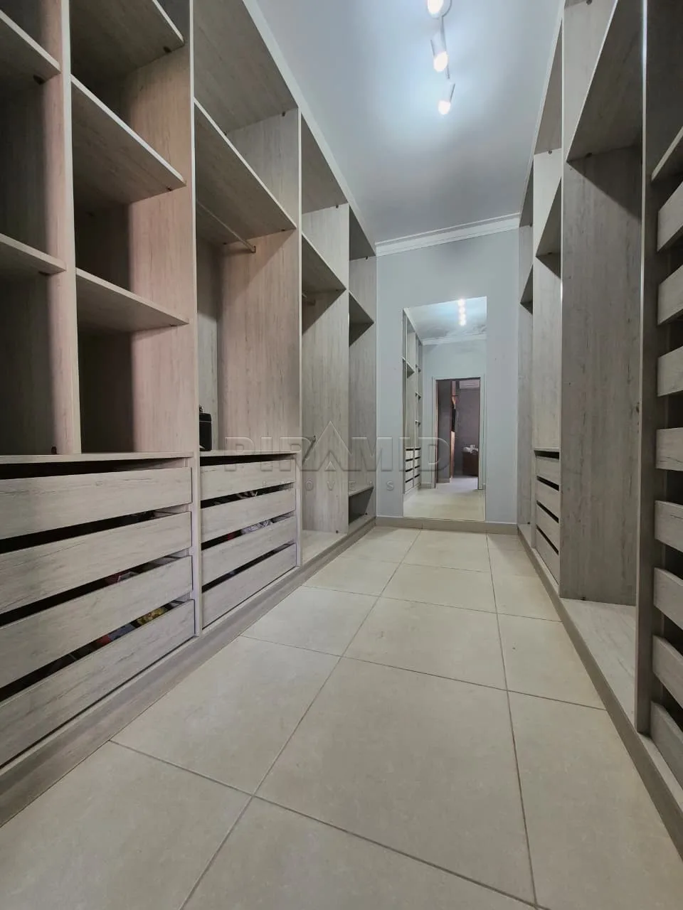 Alugar Casa / Padr&atilde;o em Ribeir&atilde;o Preto R$ 11.000,00 - Foto 40
