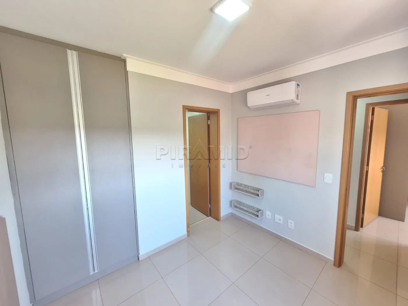 Alugar Apartamento / Padr&atilde;o em Ribeir&atilde;o Preto R$ 5.800,00 - Foto 11