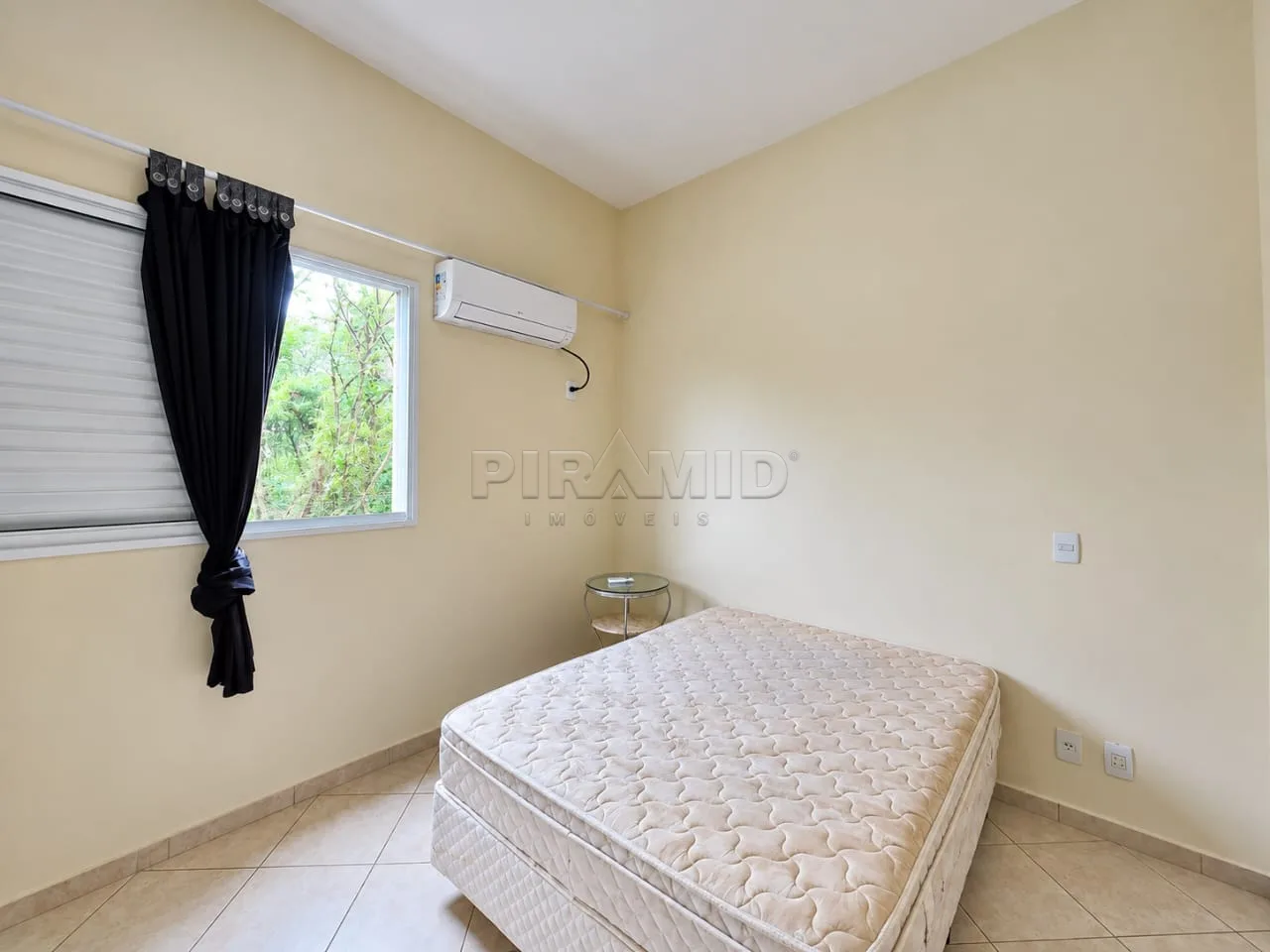 Alugar Apartamento / Padr&atilde;o em Ribeir&atilde;o Preto R$ 1.700,00 - Foto 5