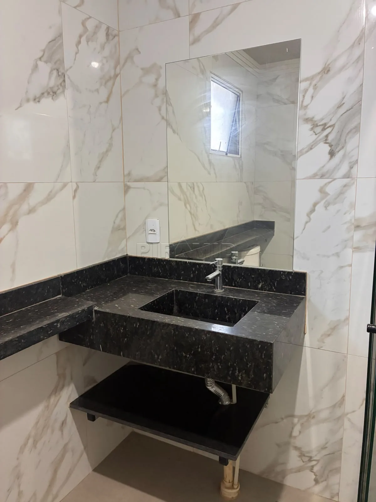 Alugar Apartamento / Padr&atilde;o em Ribeir&atilde;o Preto R$ 1.250,00 - Foto 18