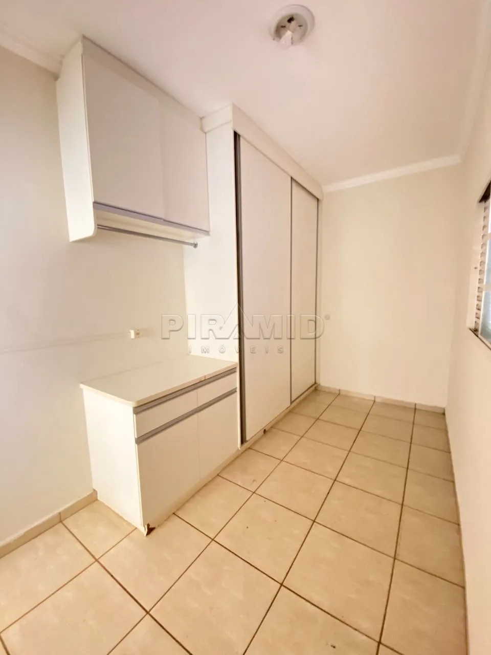 Alugar Casa / Padr&atilde;o em Ribeir&atilde;o Preto R$ 4.500,00 - Foto 39