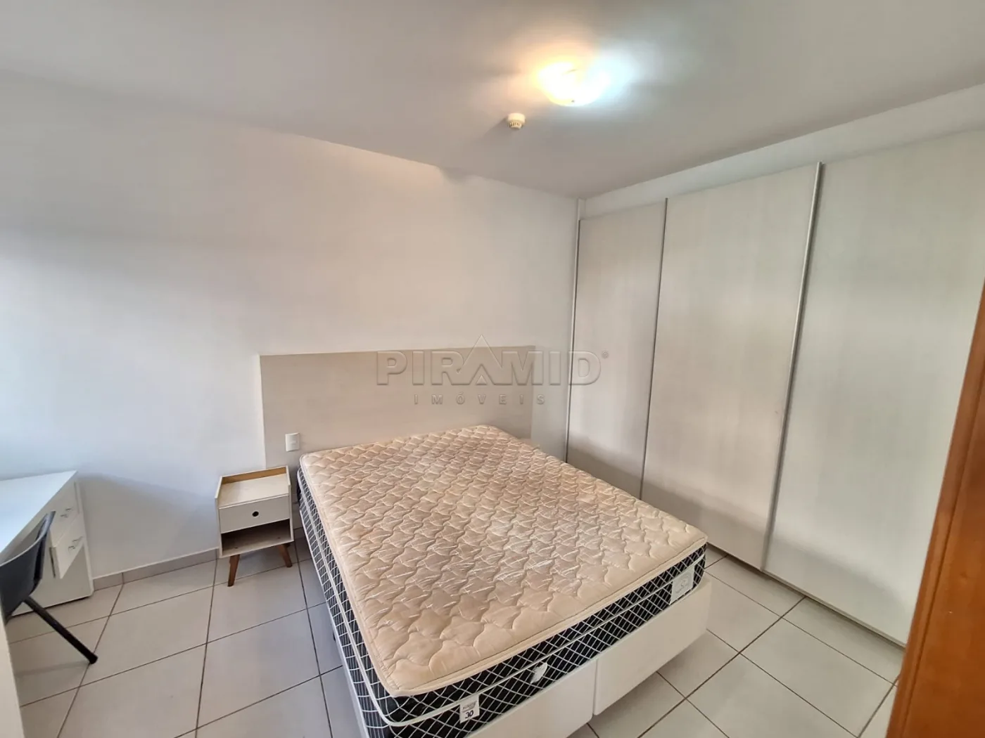 Alugar Apartamento / Padr&atilde;o em Ribeir&atilde;o Preto R$ 1.800,00 - Foto 6