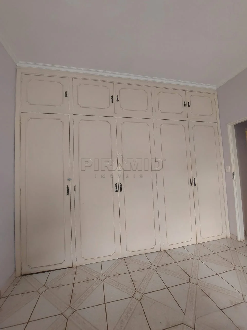 Alugar Casa / Padr&atilde;o em Ribeir&atilde;o Preto R$ 2.500,00 - Foto 8