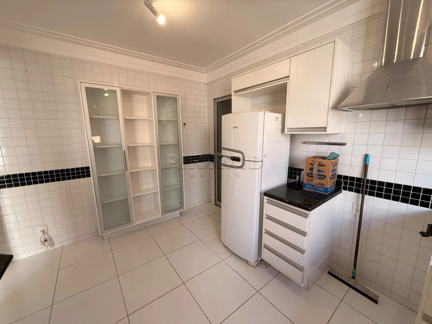Alugar Casa / Condom&iacute;nio em Ribeir&atilde;o Preto R$ 4.300,00 - Foto 17