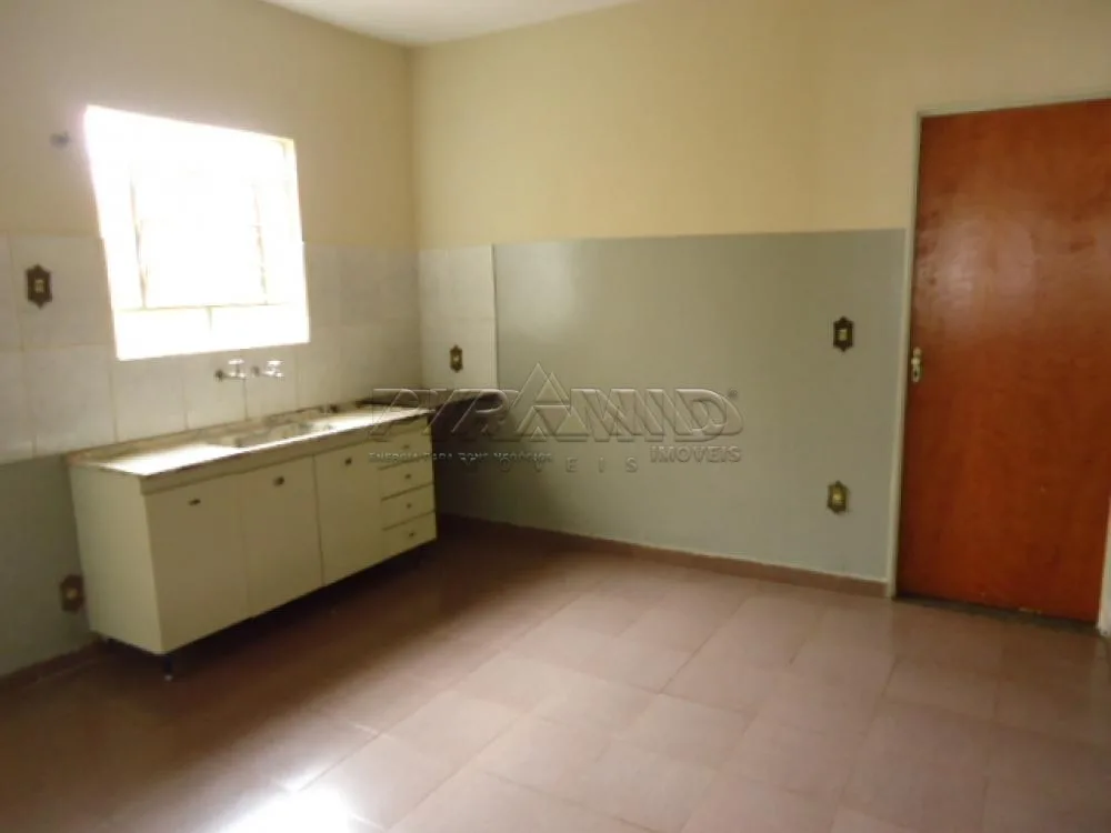 Alugar Casa / Padr&atilde;o em Ribeir&atilde;o Preto R$ 1.200,00 - Foto 2
