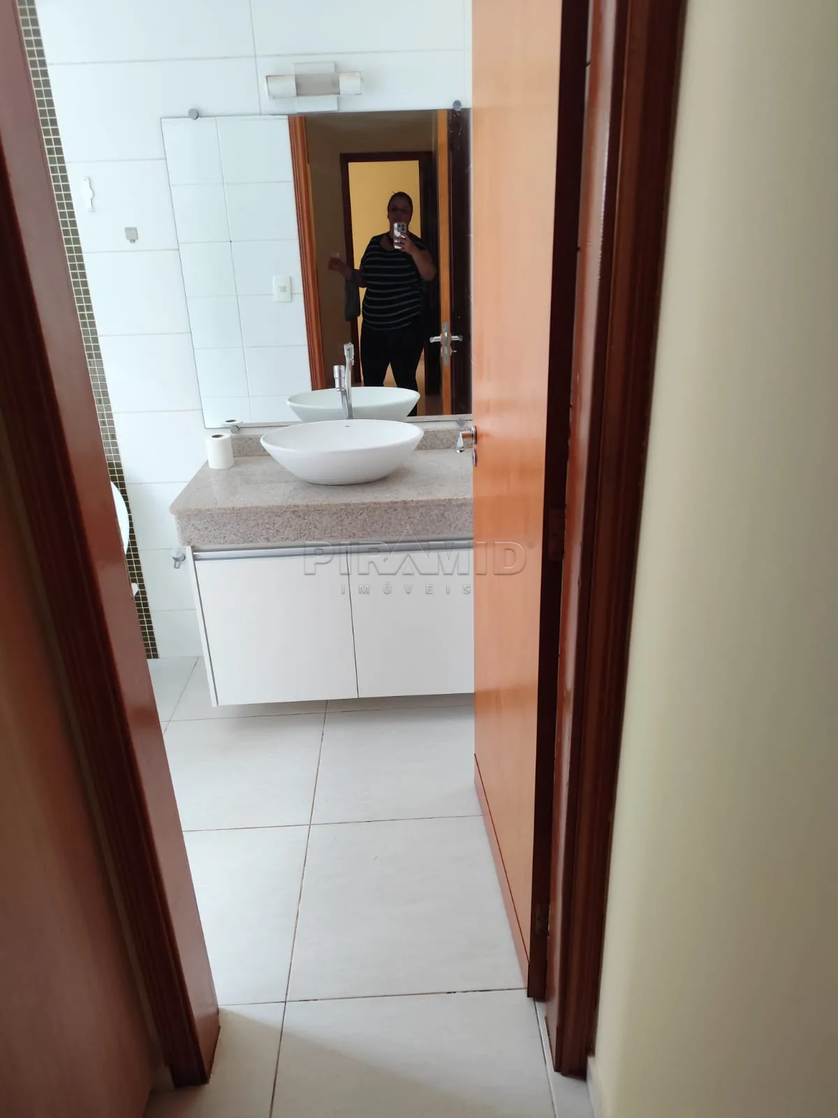 Alugar Casa / Padr&atilde;o em Ribeir&atilde;o Preto R$ 2.400,00 - Foto 6