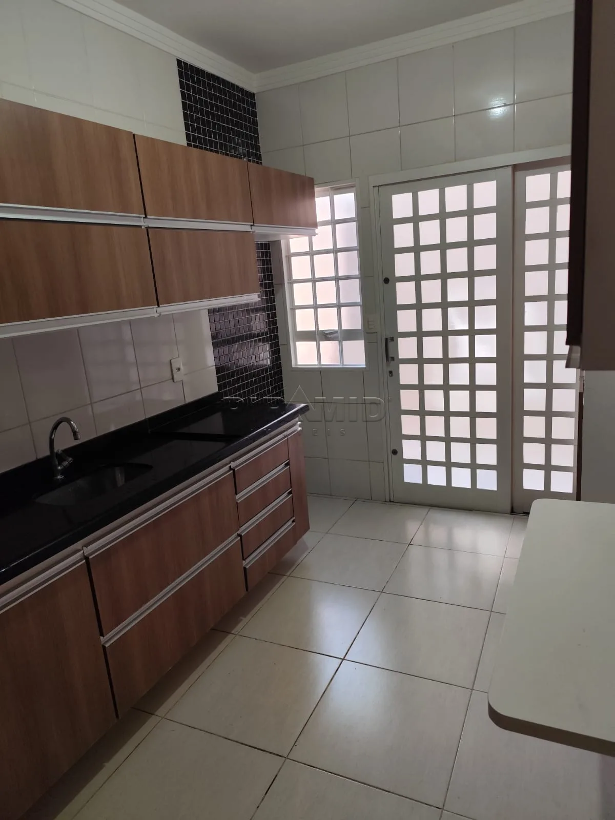 Alugar Casa / Padr&atilde;o em Ribeir&atilde;o Preto R$ 2.400,00 - Foto 12