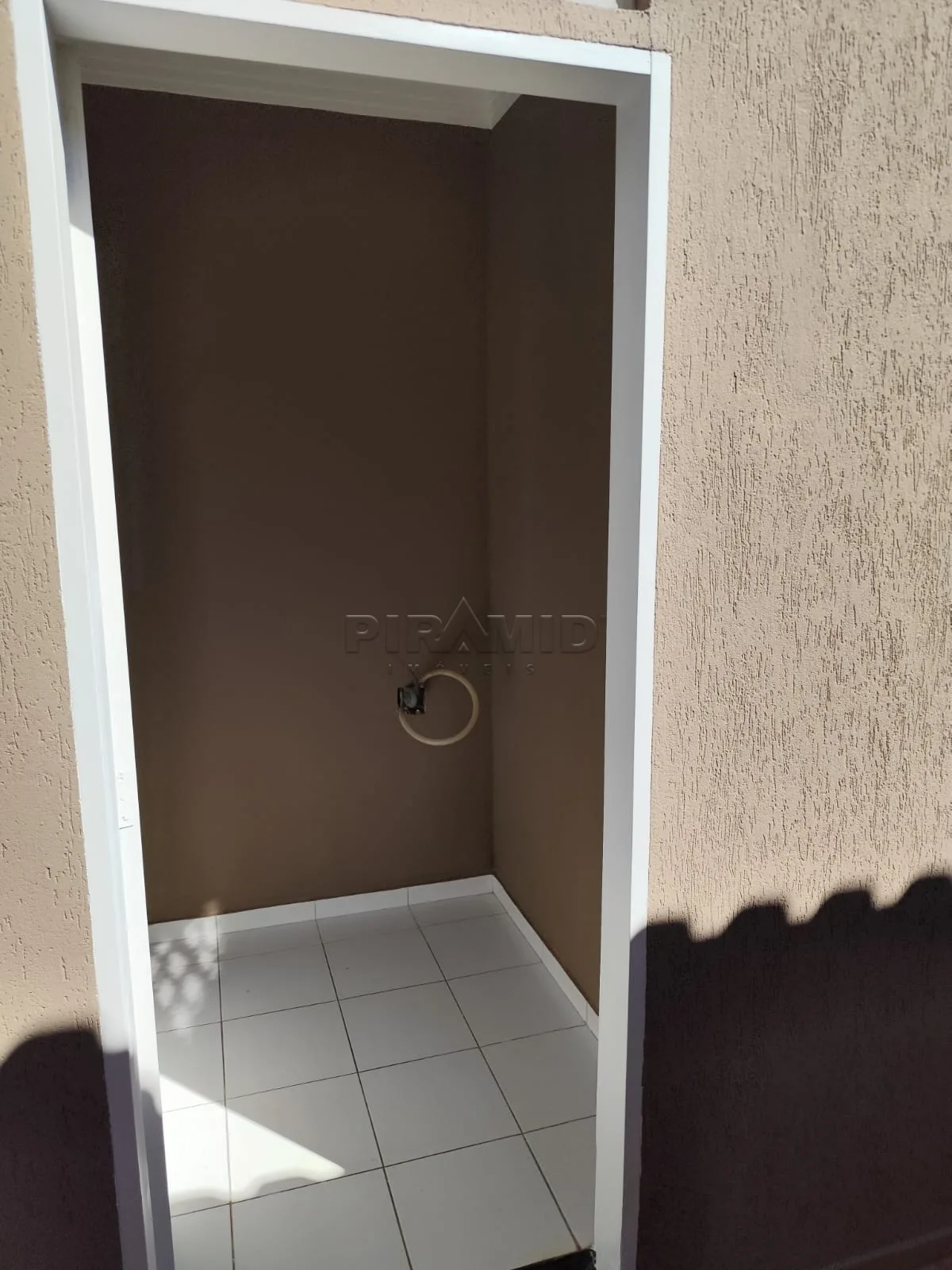 Alugar Casa / Padr&atilde;o em Ribeir&atilde;o Preto R$ 2.400,00 - Foto 21