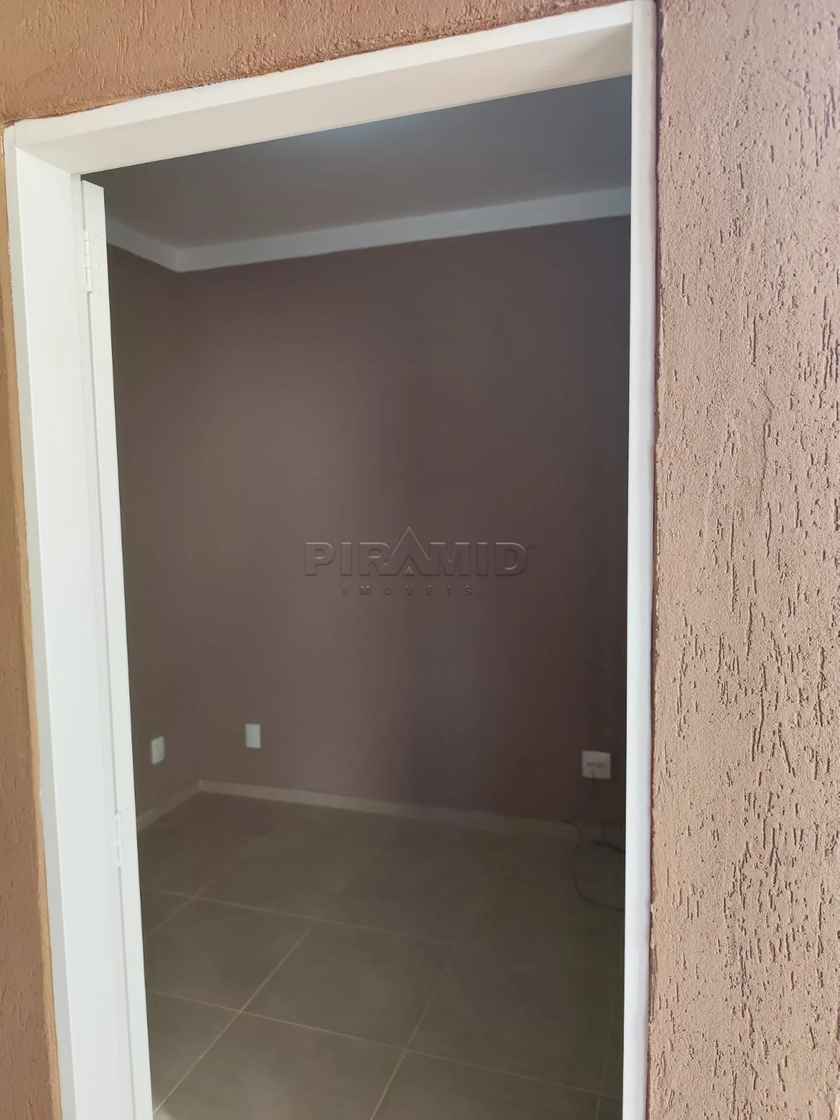 Alugar Casa / Padr&atilde;o em Ribeir&atilde;o Preto R$ 2.400,00 - Foto 22