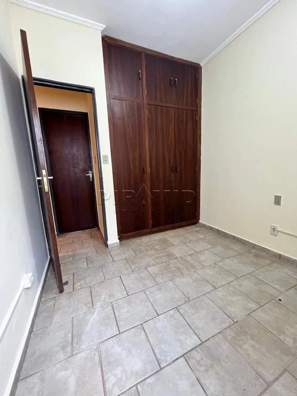Alugar Apartamento / Padr&atilde;o em Ribeir&atilde;o Preto R$ 1.100,00 - Foto 12