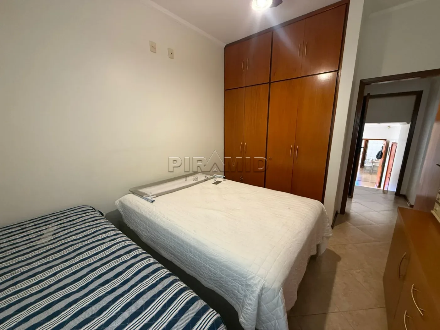 Alugar Casa / Padr&atilde;o em Ribeir&atilde;o Preto R$ 5.000,00 - Foto 13